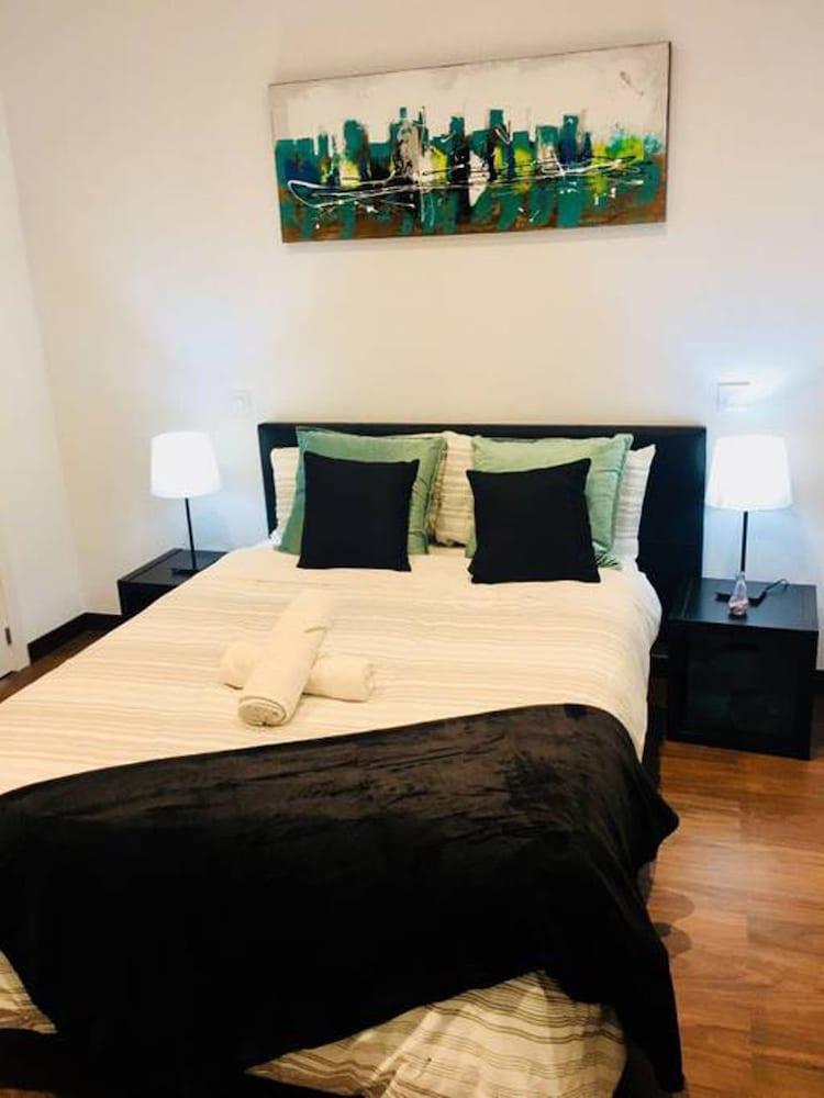 A And Z Juan De Mena (Adults Only) Hotel Madrid Buitenkant foto